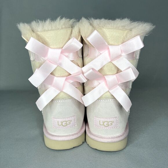 Girls UGG Boots Bailey Bow Baby Pink Suede Wool Coquette Rare Collectors Sz 3 - Picture 6 of 16